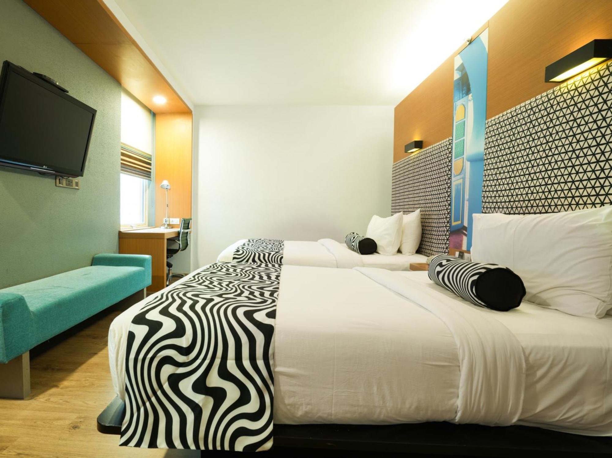 Sunday Hotel Chandigarh Zirakpur Zewnętrze zdjęcie