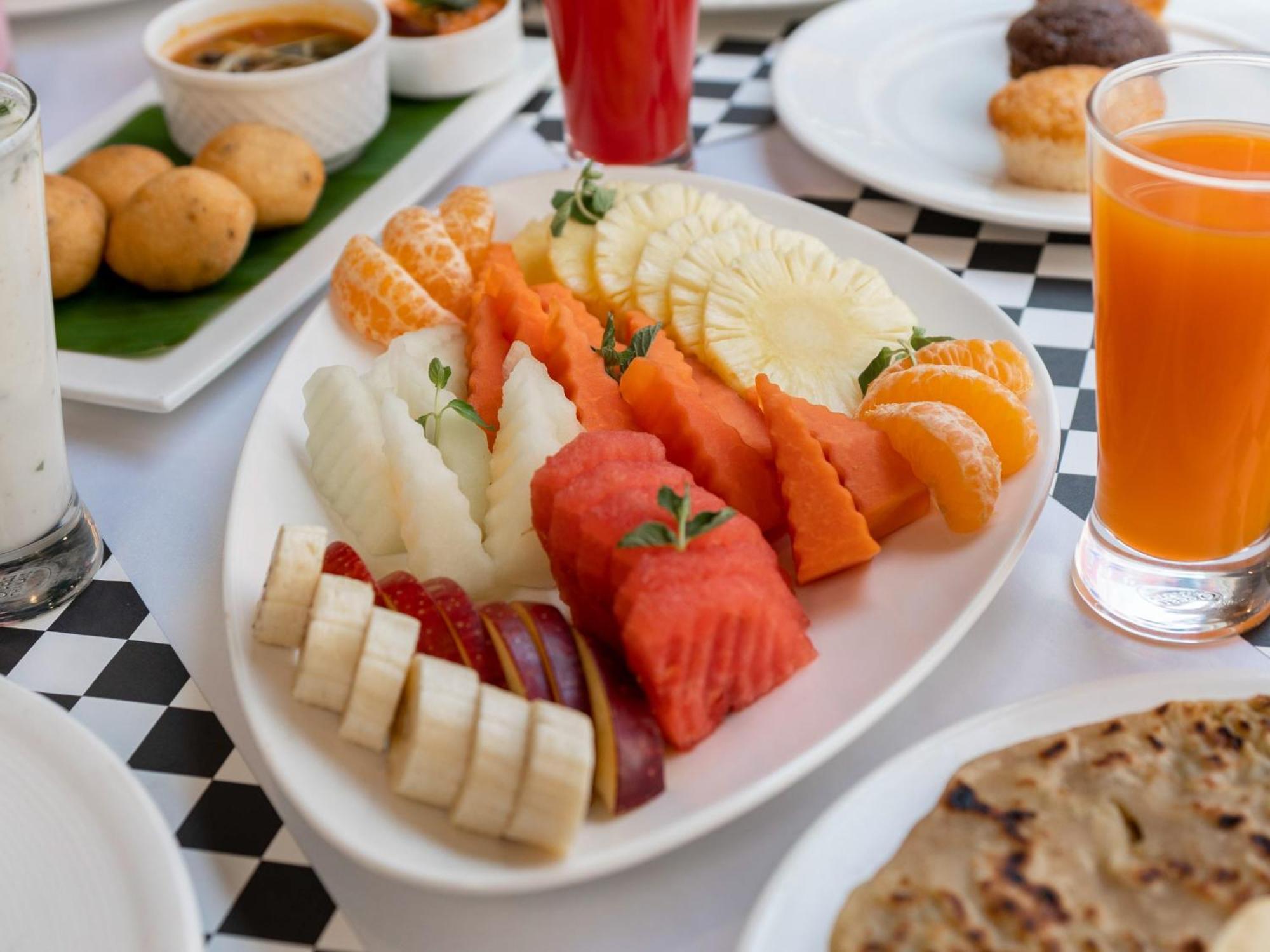 Sunday Hotel Chandigarh Zirakpur Zewnętrze zdjęcie