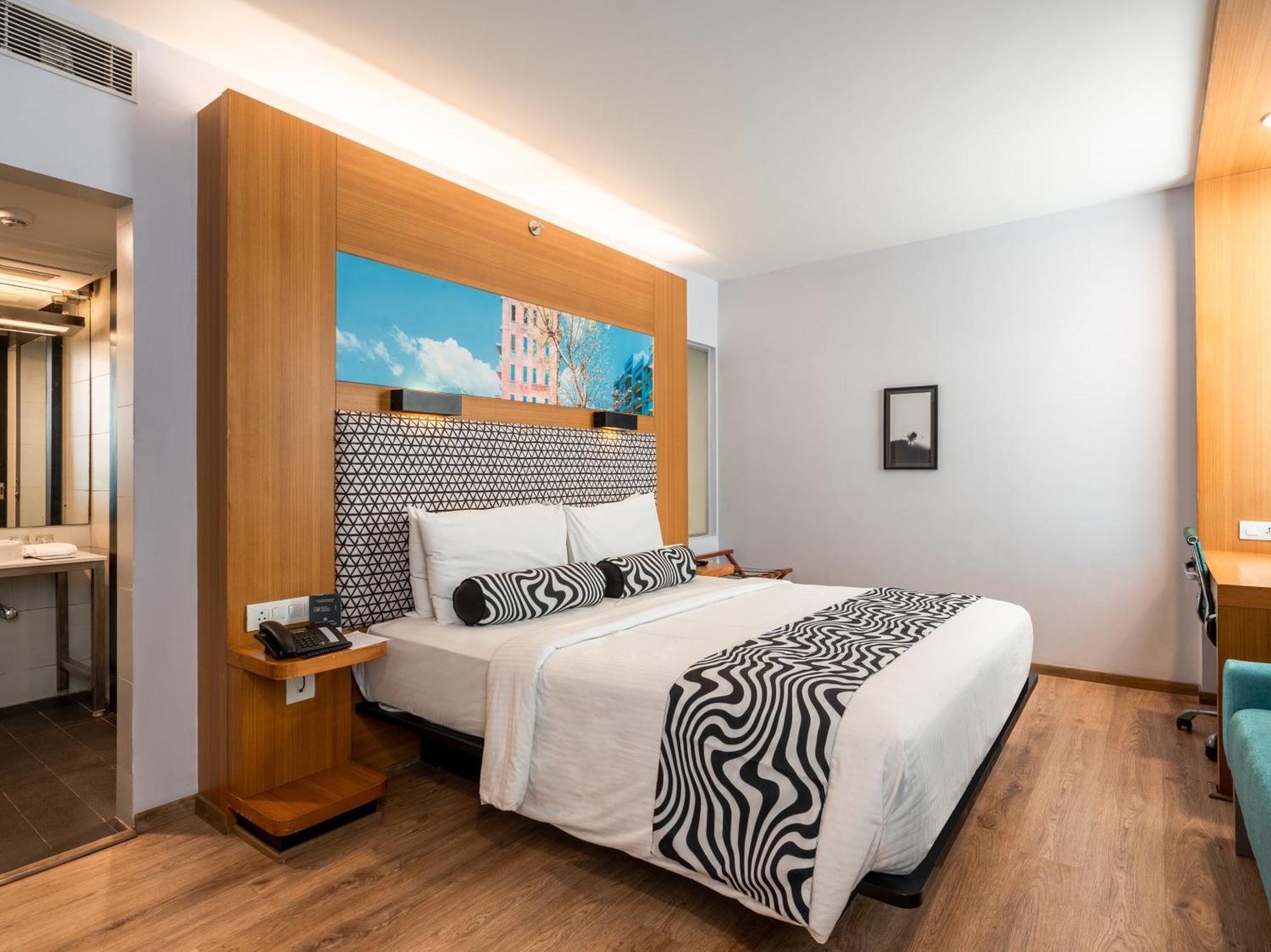 Sunday Hotel Chandigarh Zirakpur Zewnętrze zdjęcie