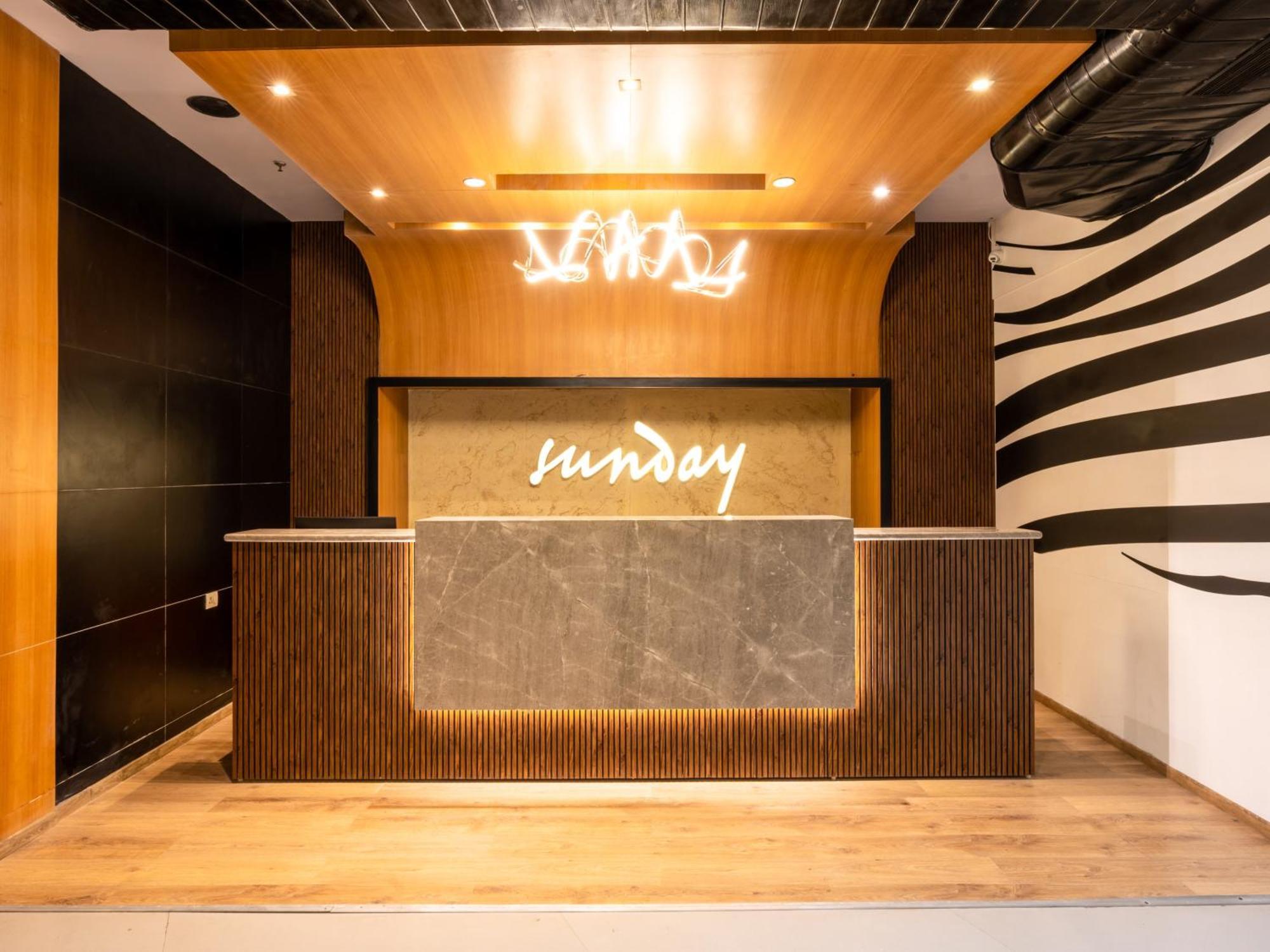 Sunday Hotel Chandigarh Zirakpur Zewnętrze zdjęcie